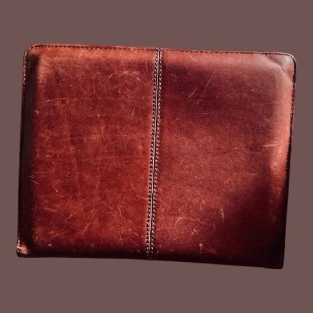 Targus Brown Saddle Leather Case for iPad | Brown | Preowned